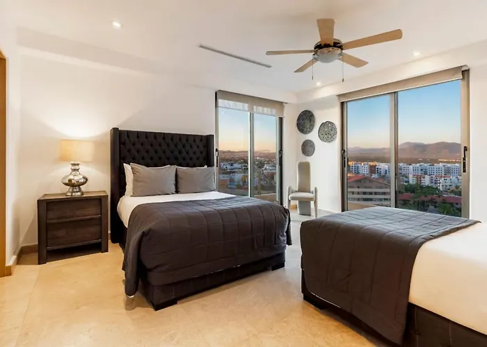 Penthouse In Cabo - Private Rooftop Pool Apartment *